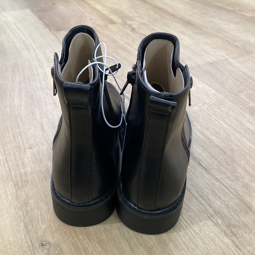 NEW Women’s Universal Thread Brenna Ankle Boots - Picture 3 of 4